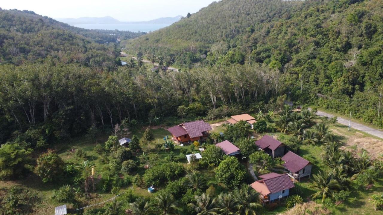 Green Mountain Resort Koh Yao Ко-Яо-Яй Екстер'єр фото